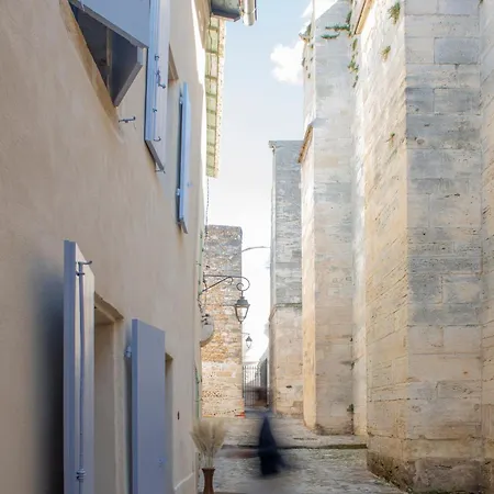 Les Petites Voutes * Saint-Gilles (Gard)